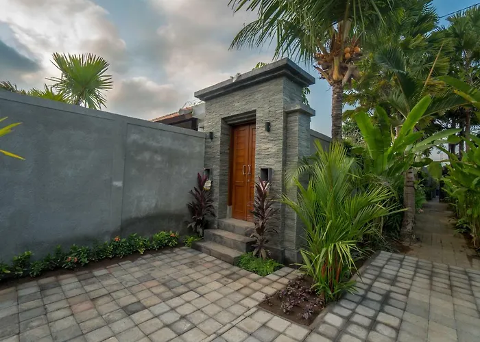 Royani Villa *