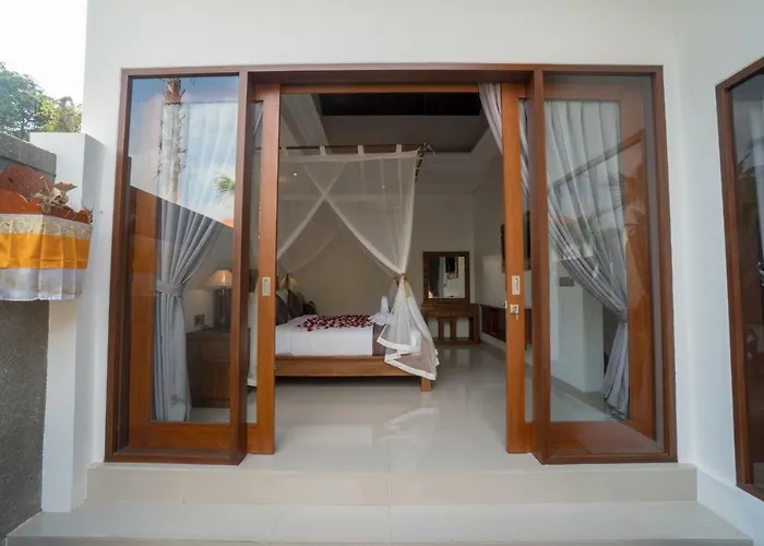 Royani Villa *